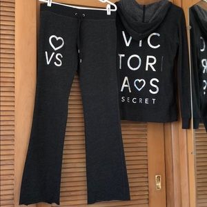 ⭐️ victoria’s Secret sweatsuit⭐️